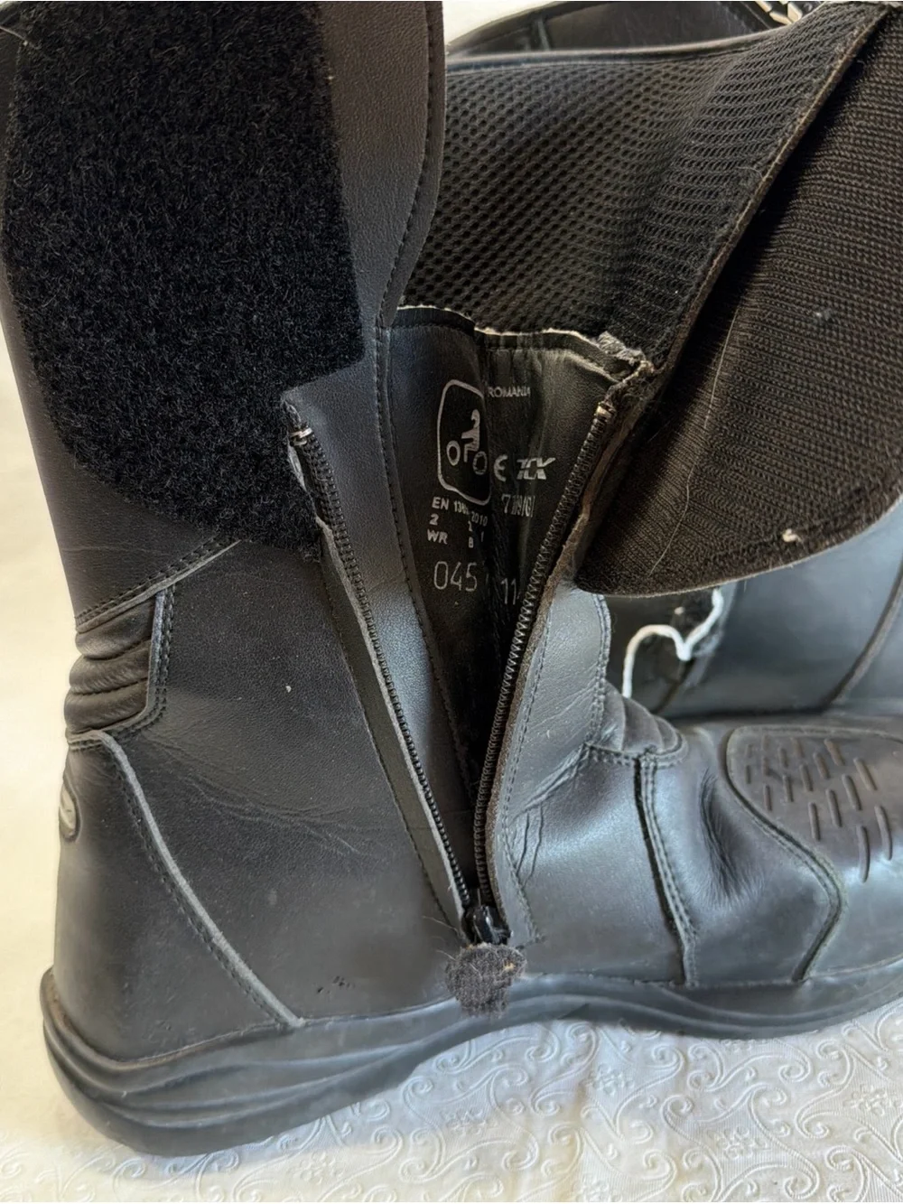 TCX X Five.4 GTX Boots Black Size 44 EU Waterproof Leather Zip Motorcycle Gear